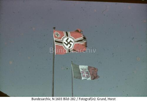 Rom, Botschaft, deutsche und italienische Flagge
