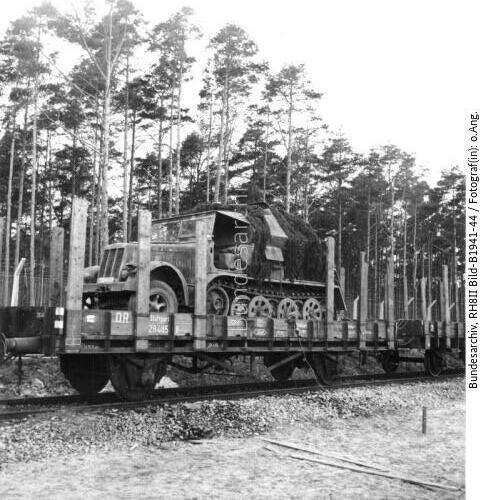 Peenemünde, Kraftfahrzeugtransport mit Eisenbahn