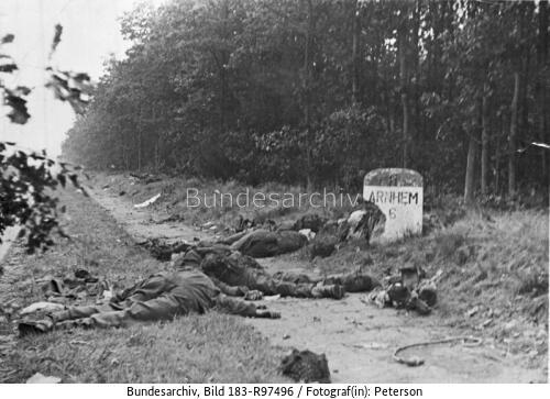 Schlacht um Arnheim, tote britische Fallschirmjäger