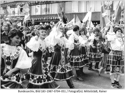 Berlin, 750-Jahr-Feier, Festumzug, Weltfestspiele