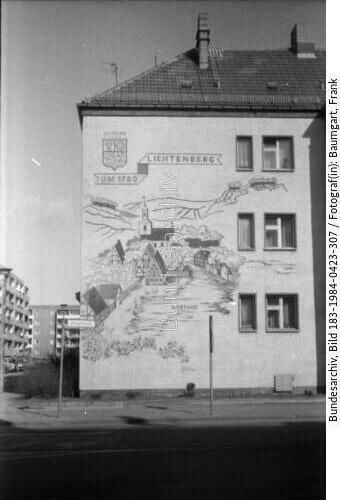 Berlin-Lichtenberg, Rüdigerstraße, bemalte Hauswand