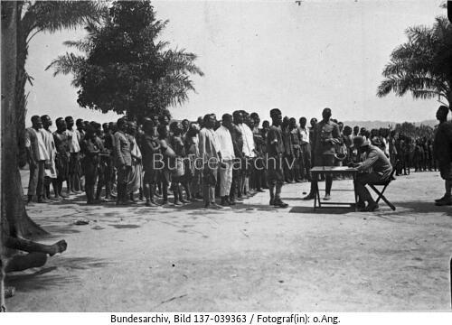 Kamerun, bei Pila, Volkszählung