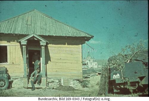 Russland, vor <span class="match">Stalingrad</span>, Holzhaus