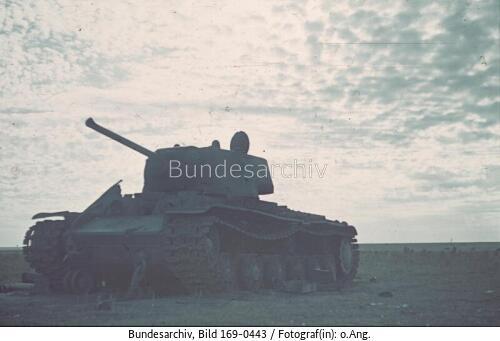 Russland, bei Stalingrad, Panzer KW-1