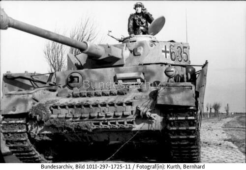 Im Westen, Panzer IV