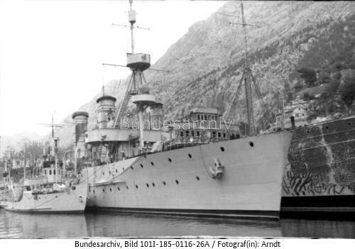 Bucht von Kotor, jugoslawische Schiffe