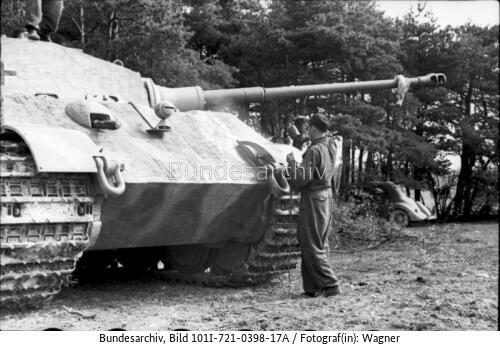 Frankreich, Panzer VI (Tiger II, Königstiger)