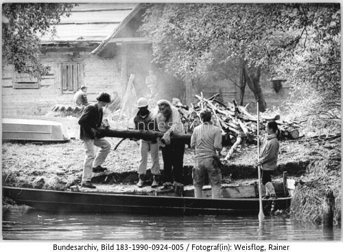 Spreewald, Teilnehmer eines ökologischen Work-Camps