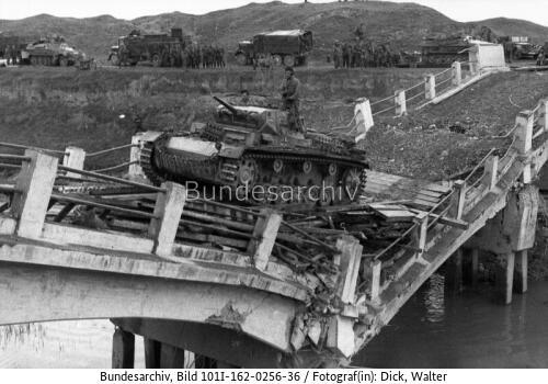 Bulgarien, Panzer III auf Brücke