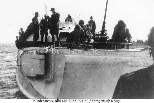 Truppentransport mit Schnellboote aus Libau