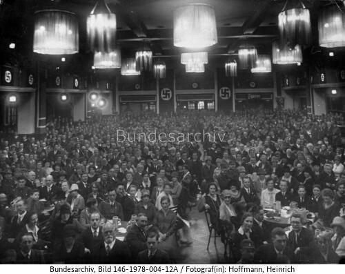München, Bürgerbräukeller, NSDAP-Versammlung