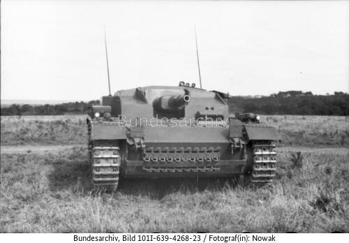 Im Osten, Reg. "Hermann Göring", StuG III