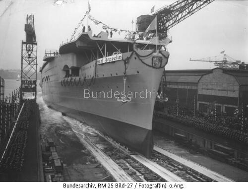 Flugzeugträger "Graf Zeppelin", Stapellauf
