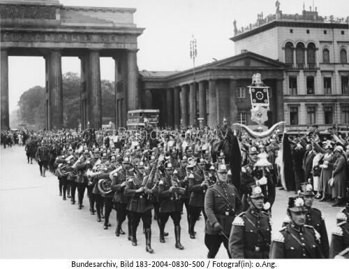 Berlin, Brandenburger Tor, Polizeikapelle