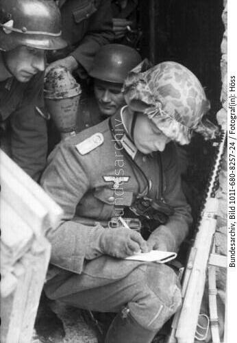 Frankreich, Invasionsfront, Infanterie in Deckung