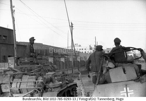 Tobruk, motorisierte deutsche Truppen