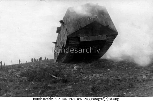 Westfront, deutscher Panzer A7V