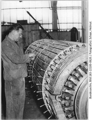 Erfurt, Reparaturwerk, Elektromaschinenbauer an Induktor