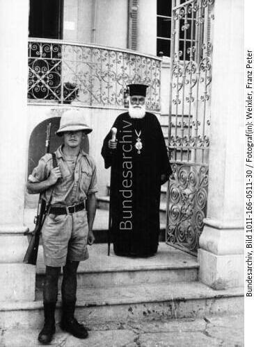Kreta, Soldat und  Priester