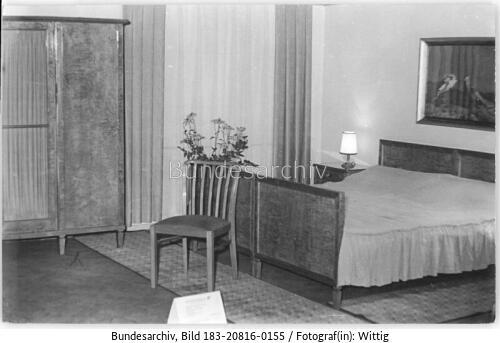 Erfurt, Möbelausstellung, Schlafzimmer