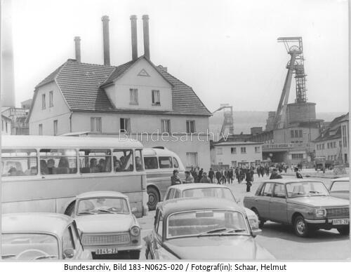 Merkers, Schichtwechsel im Kalibergwerk