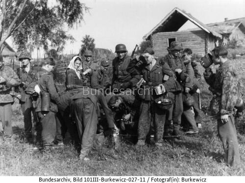 Ostfront, lettische Männer in der Waffen-SS