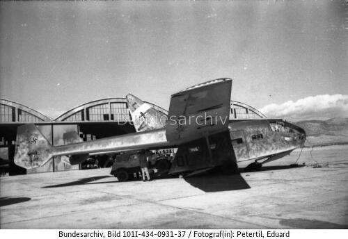 Nordafrika, Flugplatz, Lastensegler Gotha Go 242