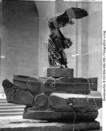 Statue, Kopie der Nike von Samothrake