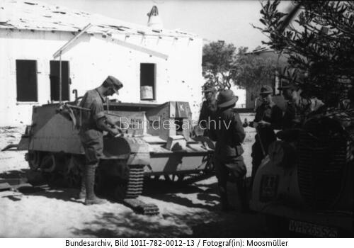 Nordafrika, beschädigter Panzer