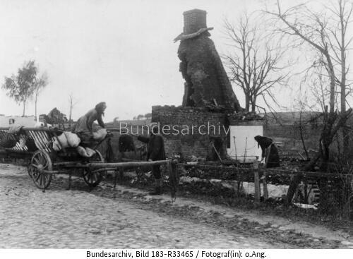 Ostpreußen, Flüchtlinge, Ruinen