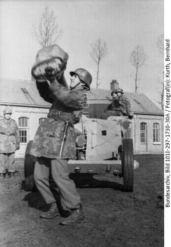 Belgien, Eeklo, Pak