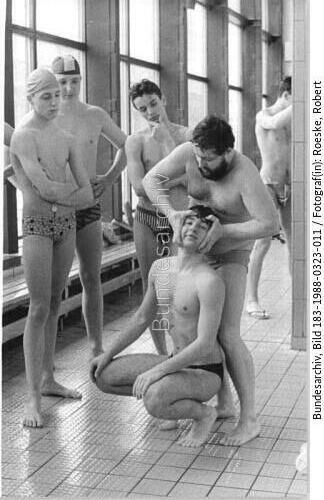 Berlin, Rettungsschwimmer-Ausbildung
