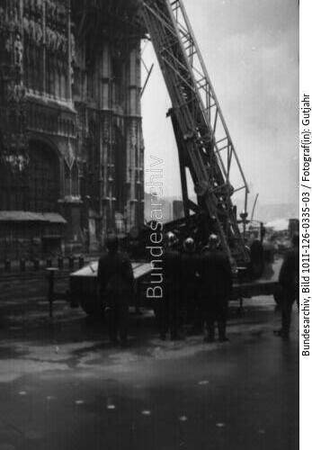 Rouen, Löscharbeiten