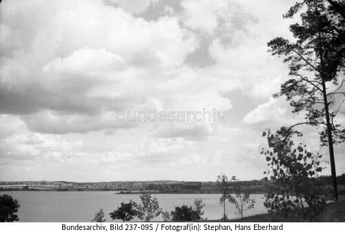 Groß-Born, Pilburger See, Landschaft