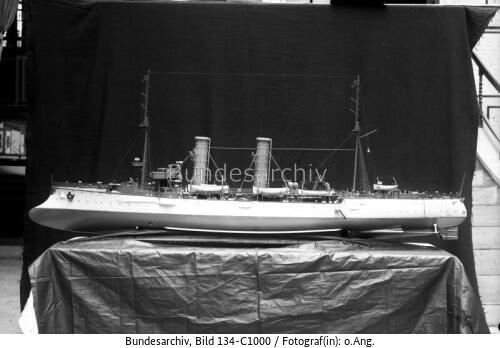 Modell Kleiner Kreuzer SMS "<span class="match">Niobe</span>"