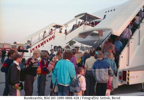 Berlin-Schönefeld, erste Lufthansa-Landung
