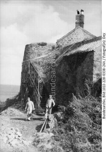 <span class="match">Guernsey</span>, Haus an der Küste