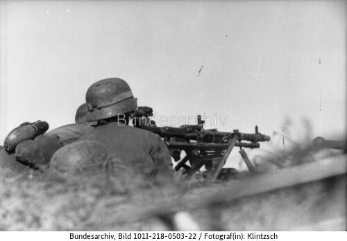 Russland, Soldaten, Maschinengewehr