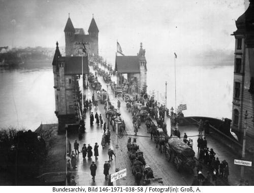 Bonn, Rheinbrücke, Heimkehr deutscher Truppen