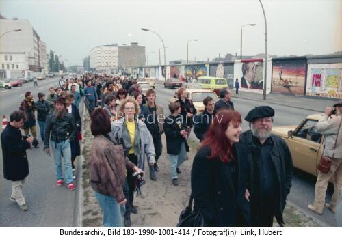 Berlin, East Side Gallery, Besucher