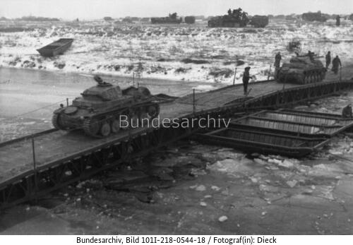 Russland, Panzer II, Schiffsbrücke