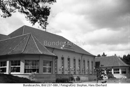 Groß-Born, Truppenübungsplatz, Offizierskasino