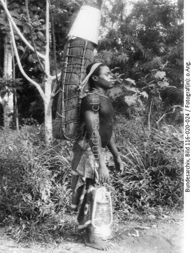 Kamerun, afrikanischer Träger