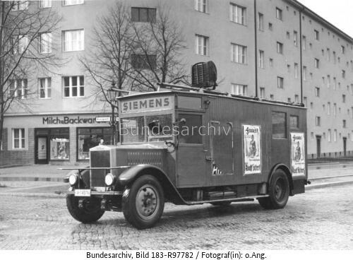 Berlin, Lautsprecher-LKW, NSDAP-Werbung
