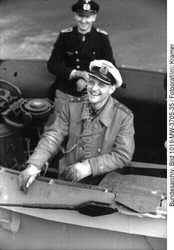 St. Nazaire, U-552 auslaufend, Erich Topp