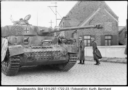 Im Westen, Panzer IV