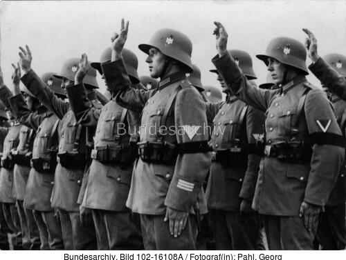 Vereidigung von Reichswehr-Soldaten auf Hitler