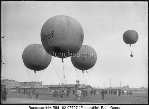 Bitterfeld, Frühlings-Ballon-Anfliegen