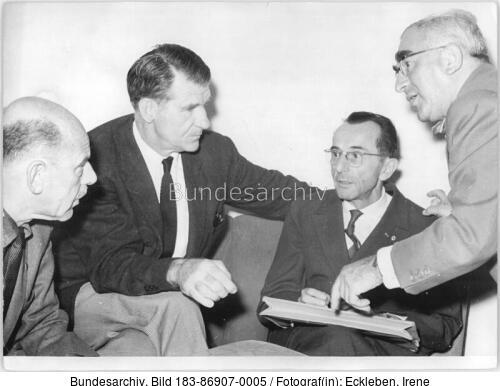 Berlin, Schriftstellertreffen, Bessie, Apitz, Bailey