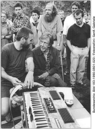 Berlin, "Music Circus", John Cage